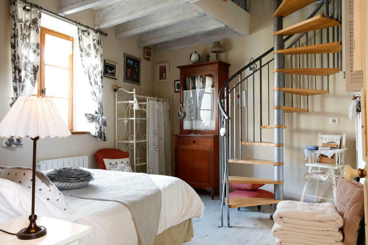 Maison D'Hotes A L'Ombre Bleue Mittainville Buitenkant foto
