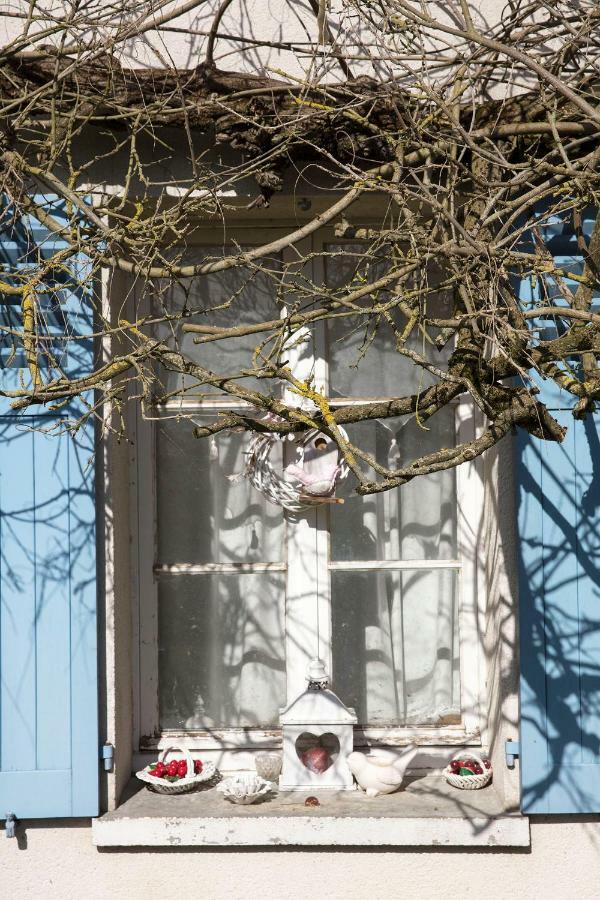 Maison D'Hotes A L'Ombre Bleue Mittainville Buitenkant foto