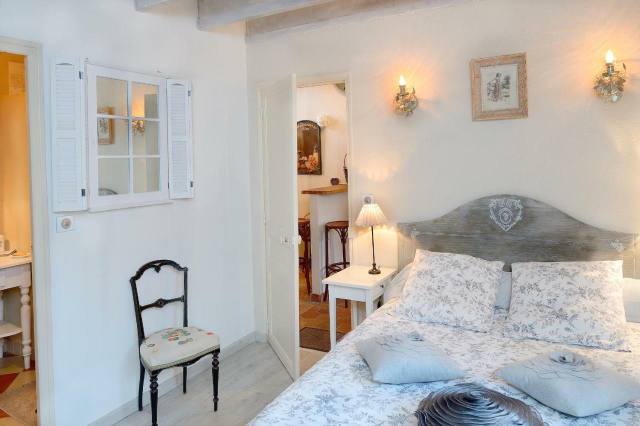 Maison D'Hotes A L'Ombre Bleue Mittainville Buitenkant foto